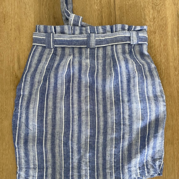 Size 6 H&M Linen High Waisted Blue and White Skirt Pockets and Belt - Picture 4 of 4